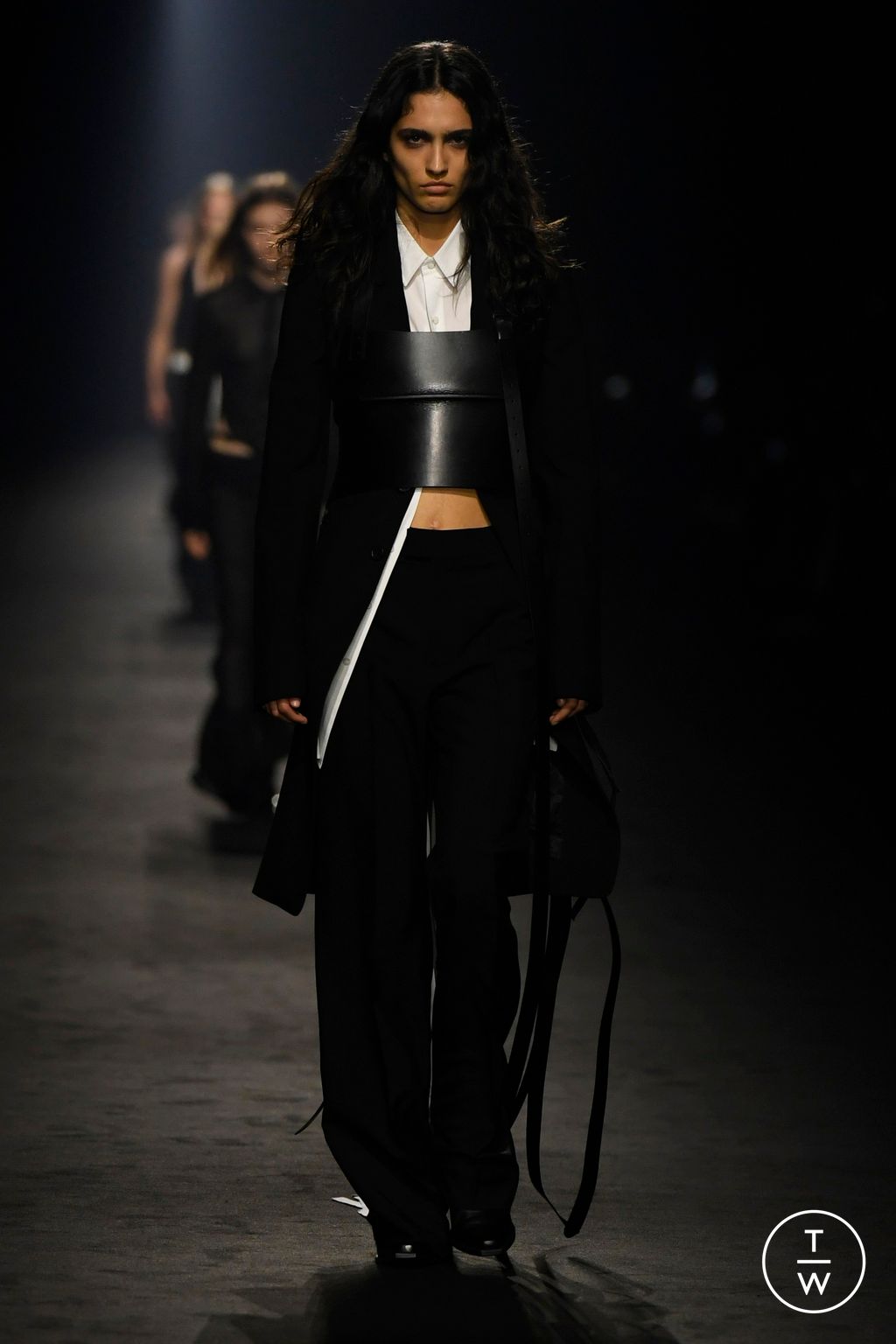 Fashion Week Paris Spring/Summer 2024 look 1 from the Ann Demeulemeester collection womenswear