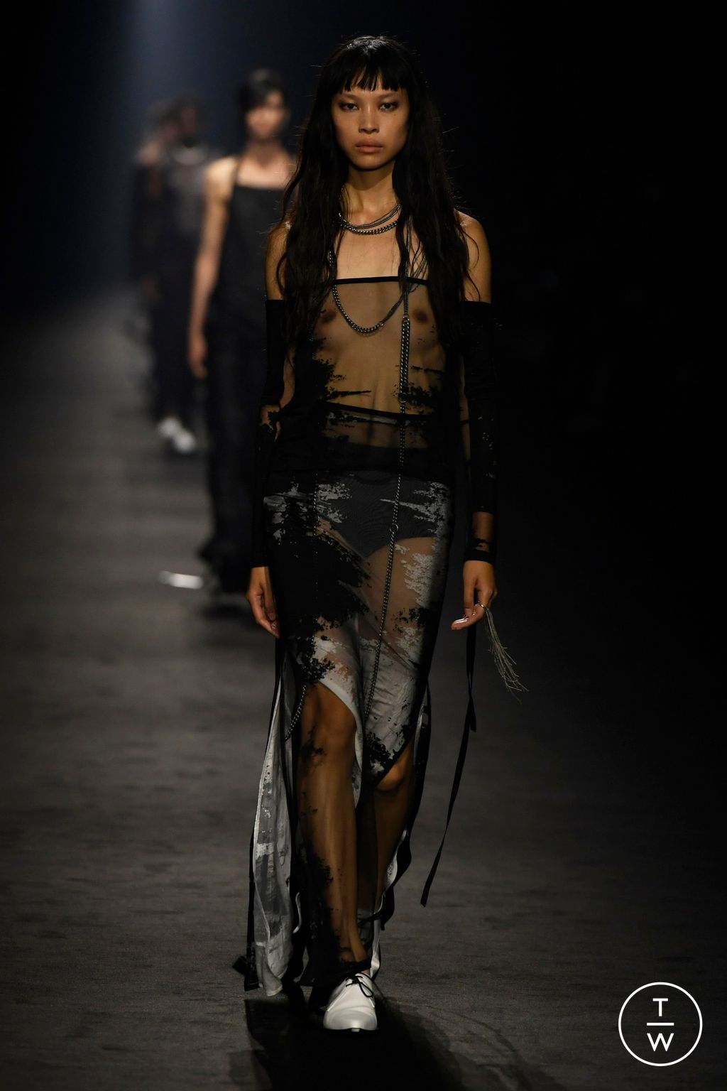 Fashion Week Paris Spring/Summer 2024 look 9 de la collection Ann Demeulemeester womenswear