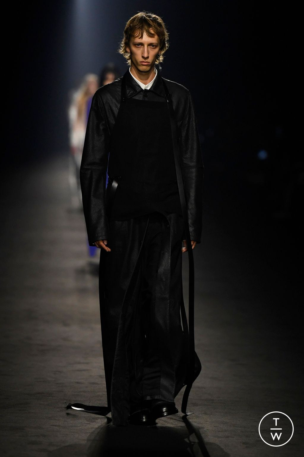 Fashion Week Paris Spring/Summer 2024 look 15 from the Ann Demeulemeester collection 女装