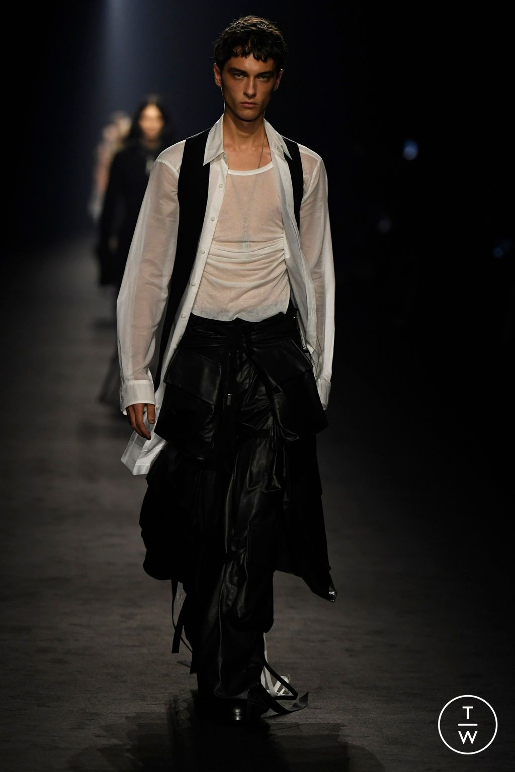 Fashion Week Paris Spring/Summer 2024 look 29 from the Ann Demeulemeester collection womenswear