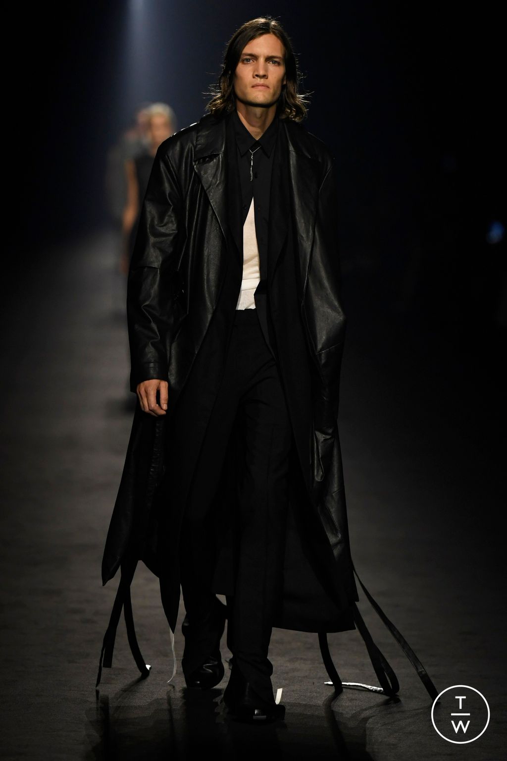 Fashion Week Paris Spring/Summer 2024 look 38 from the Ann Demeulemeester collection 女装