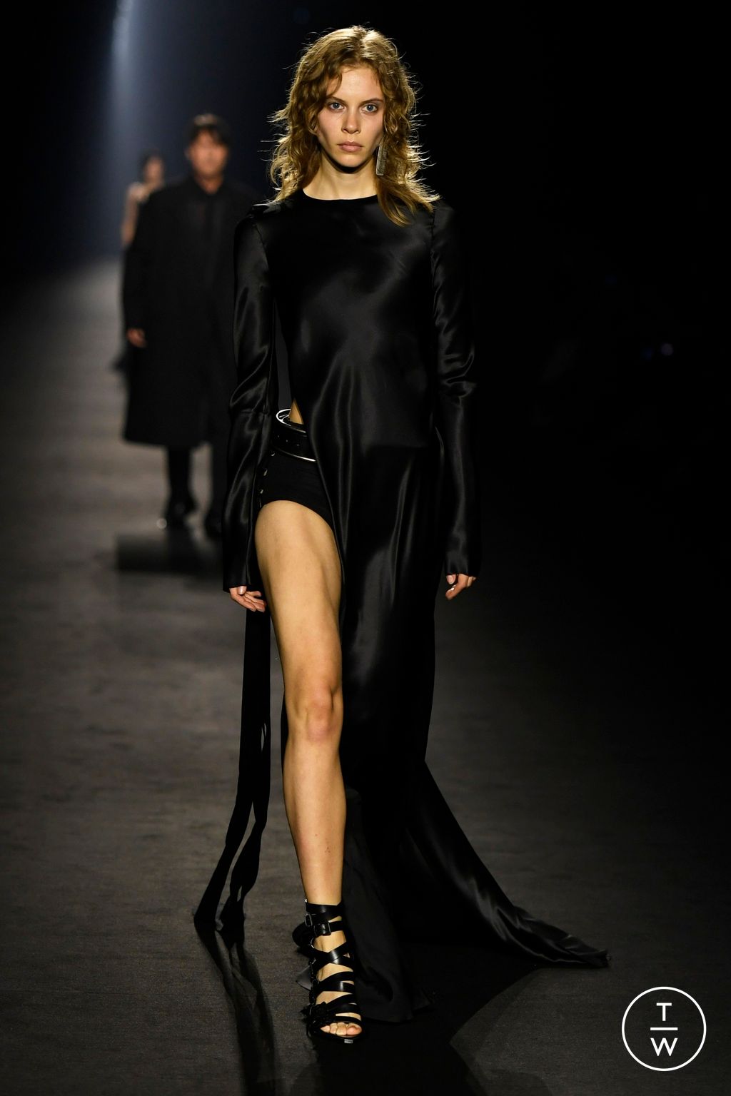 Fashion Week Paris Spring/Summer 2024 look 47 from the Ann Demeulemeester collection womenswear