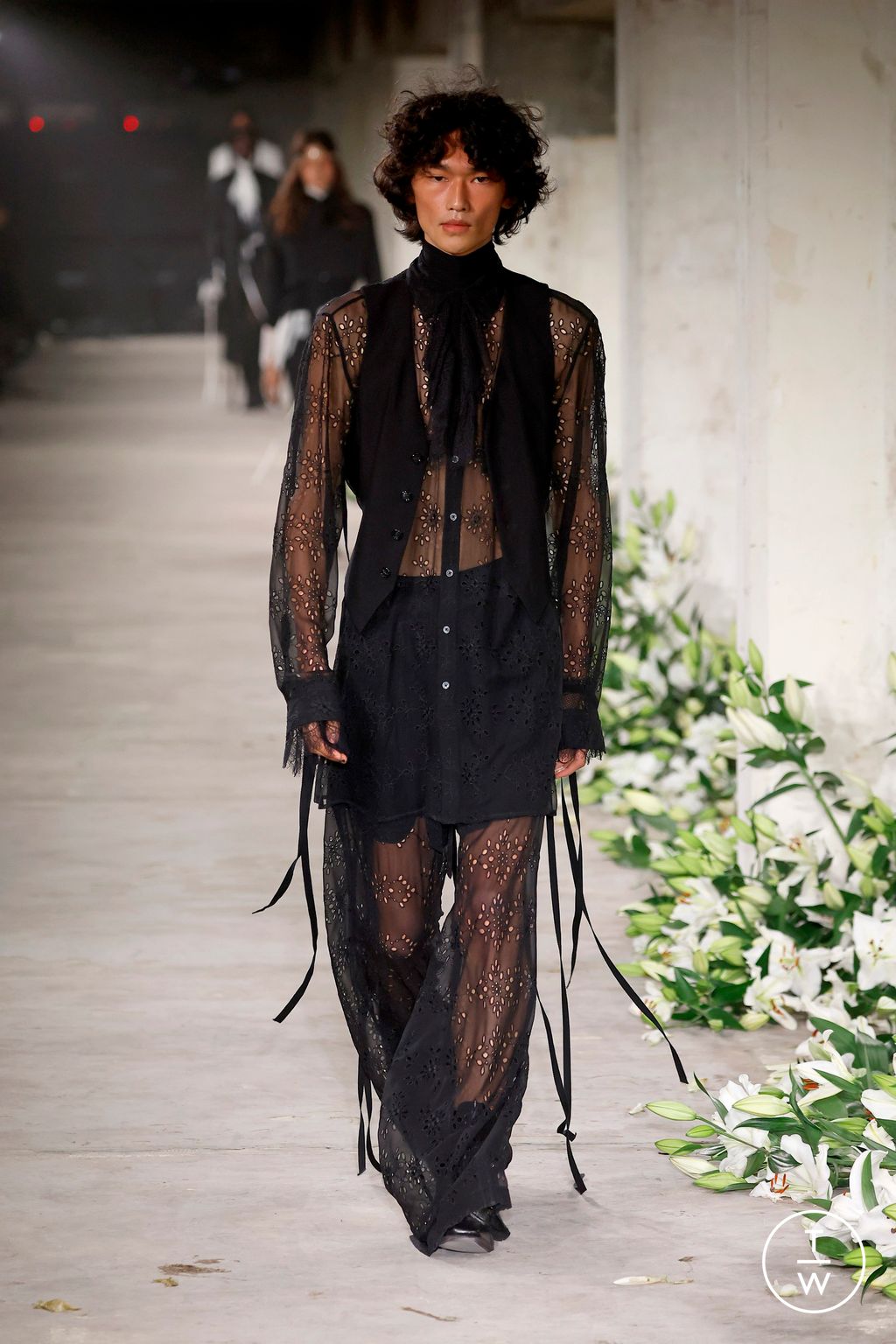 Fashion Week Paris Spring-Summer 2025 look 4 from the Ann Demeulemeester collection womenswear