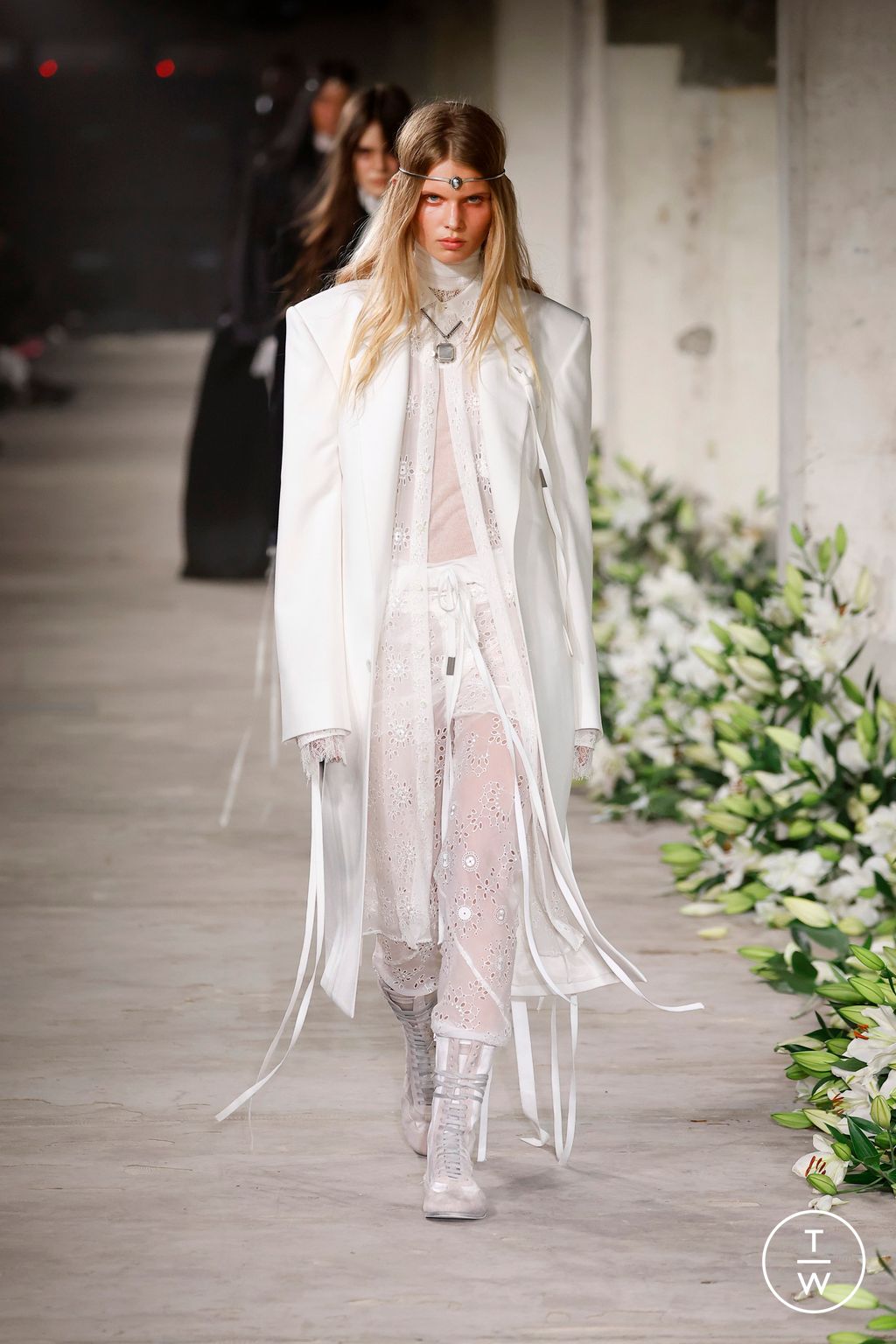 Fashion Week Paris Spring-Summer 2025 look 10 from the Ann Demeulemeester collection womenswear