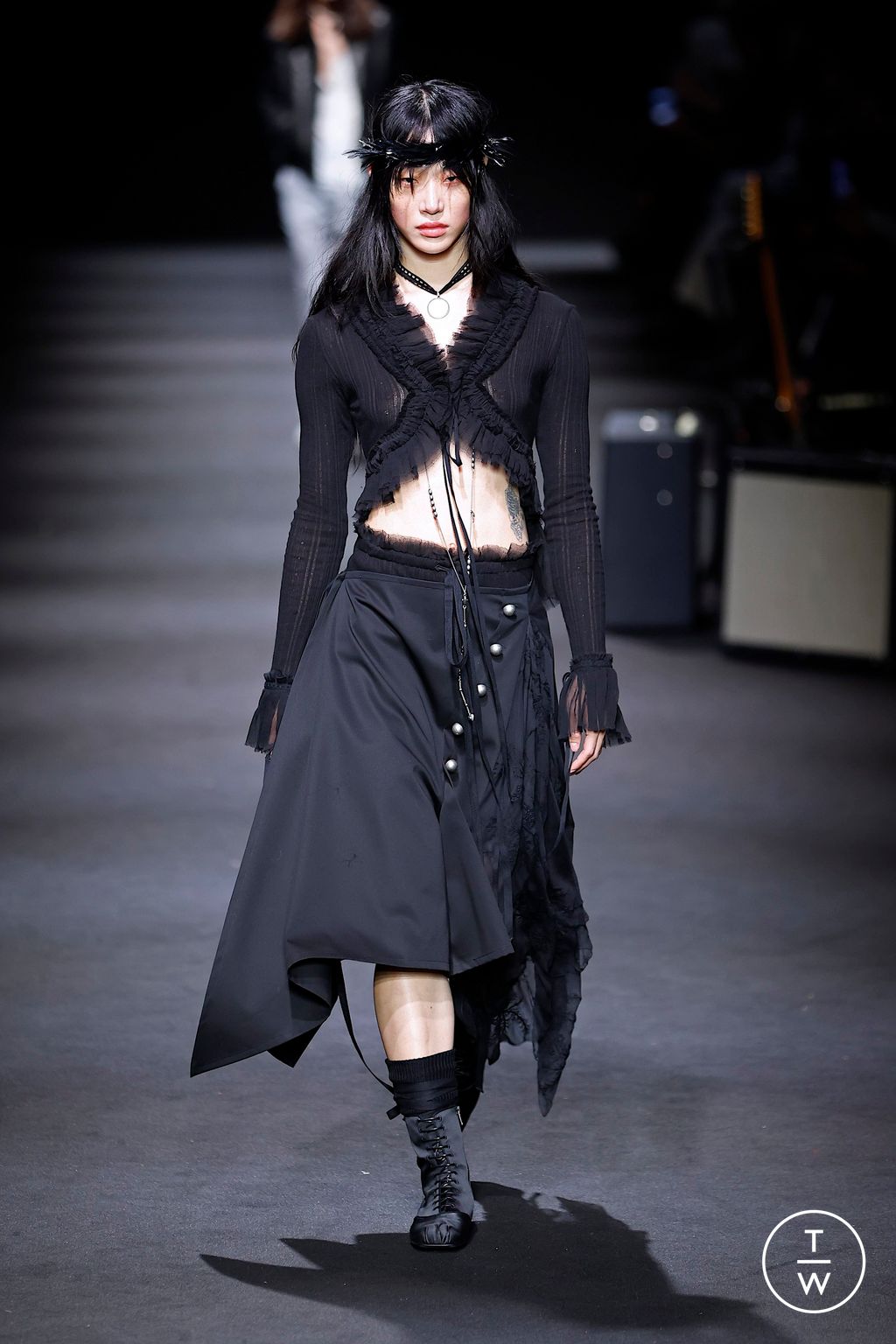 Fashion Week Paris Spring/Summer 2026 look 25 from the Ann Demeulemeester collection womenswear