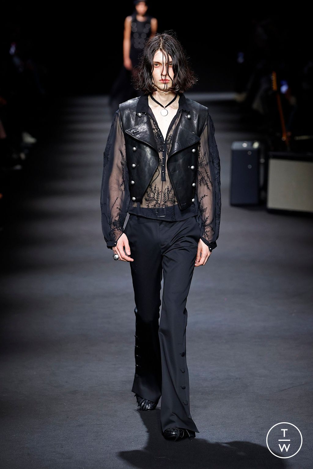 Fashion Week Paris Spring/Summer 2026 look 34 from the Ann Demeulemeester collection womenswear