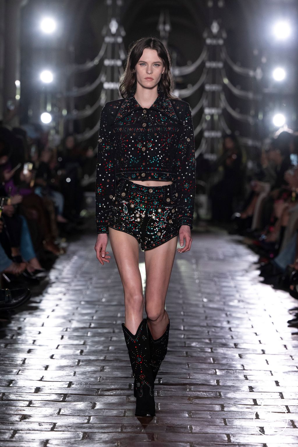 Fashion Week London Fall/Winter 2023 look 3 from the Annie's Ibiza collection womenswear