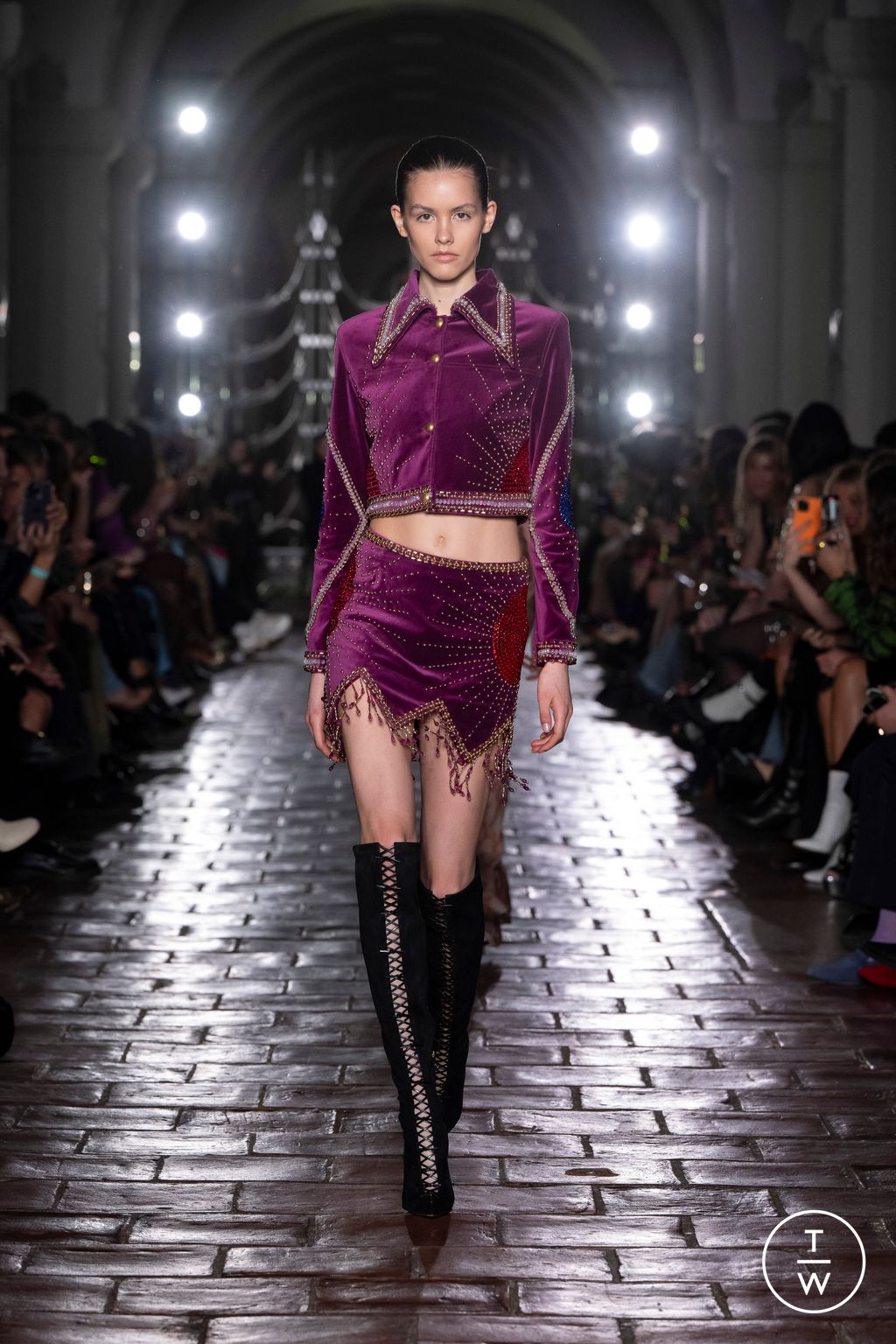 Fashion Week London Fall/Winter 2023 look 22 from the Annie's Ibiza collection womenswear