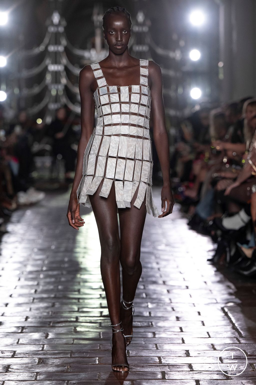Fashion Week London Fall/Winter 2023 look 31 from the Annie's Ibiza collection womenswear