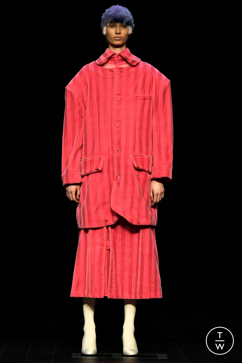 Fashion Week Paris Fall/Winter 2023 look 17 from the Anrealage collection 女装