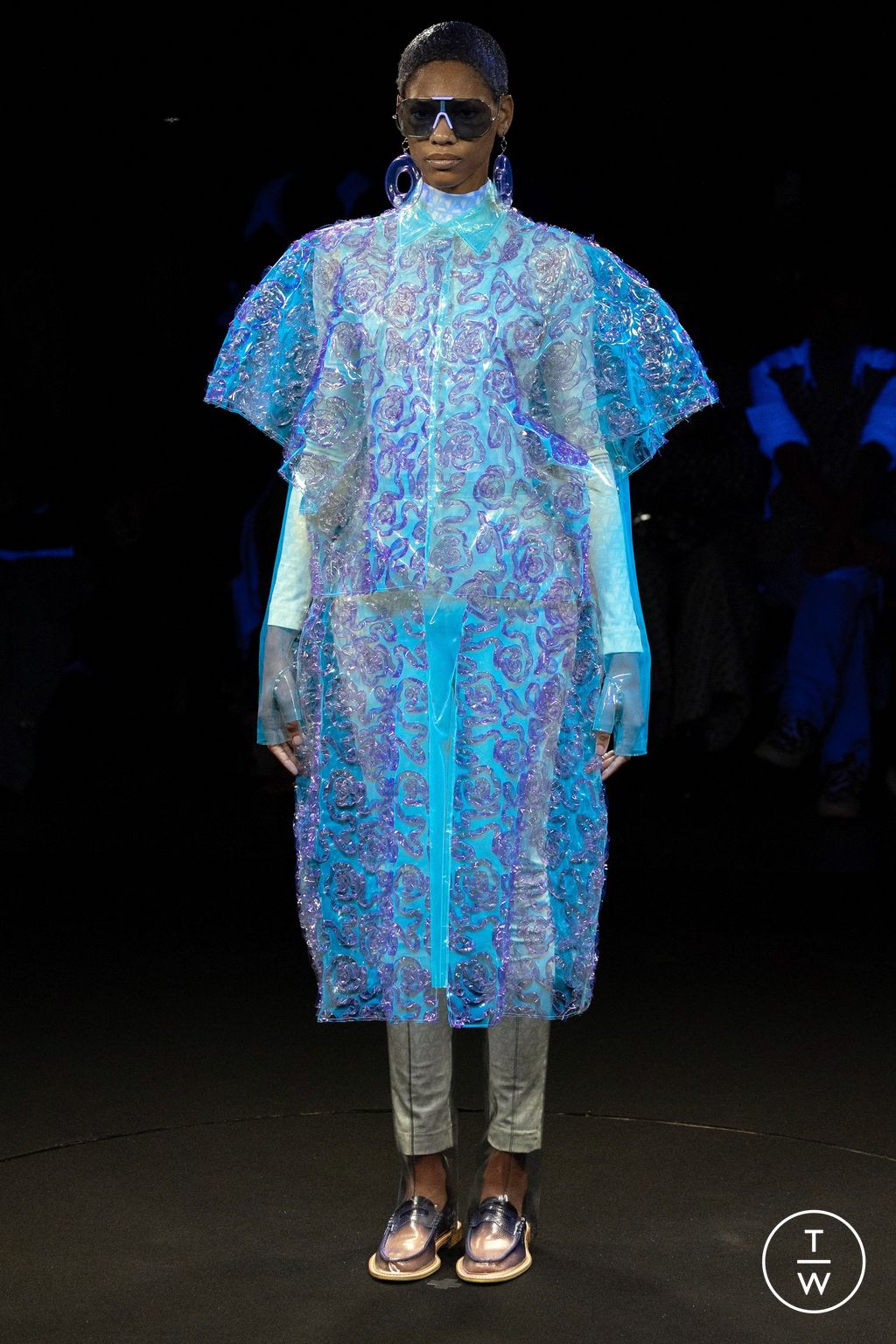 Fashion Week Paris Spring/Summer 2024 look 13 from the Anrealage collection womenswear