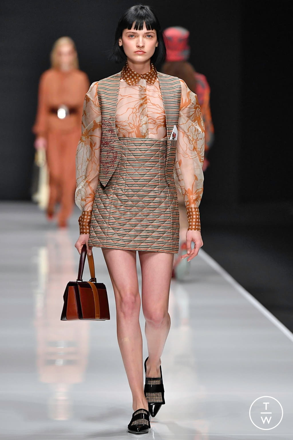 Fashion Week Milan Fall/Winter 2019 look 4 de la collection Anteprima womenswear