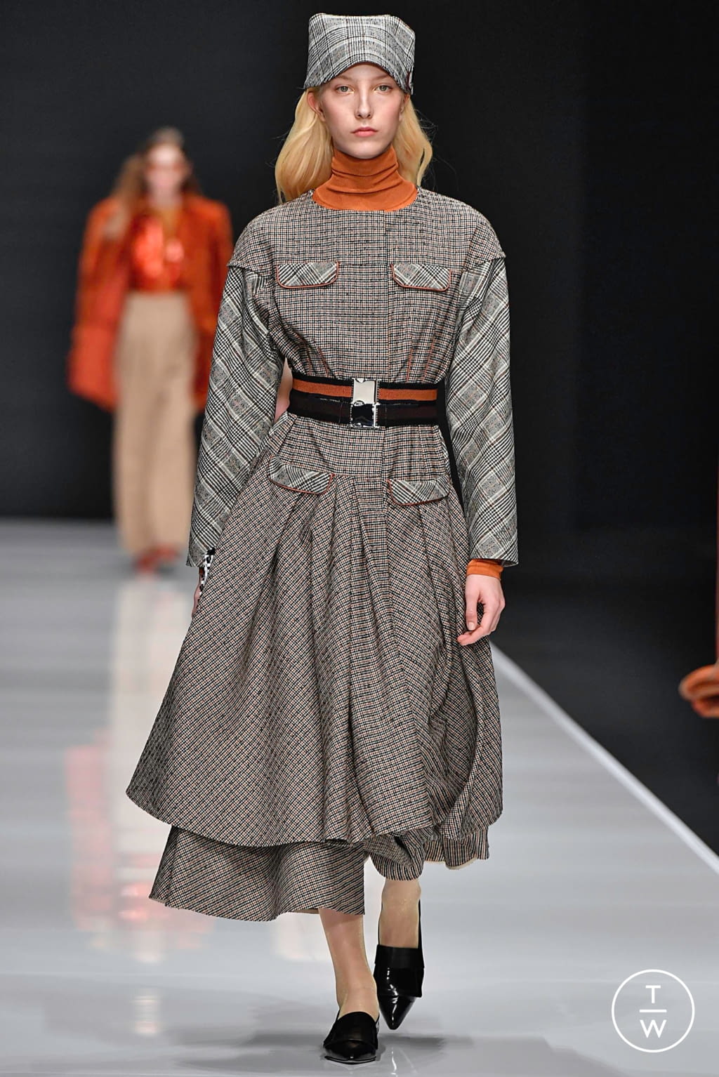 Fashion Week Milan Fall/Winter 2019 look 7 from the Anteprima collection 女装