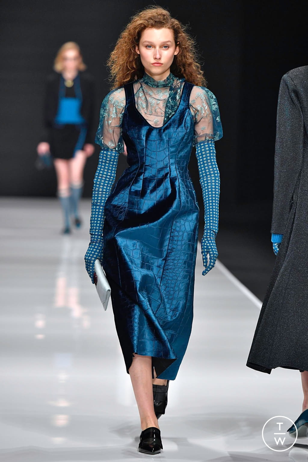 Fashion Week Milan Fall/Winter 2019 look 39 from the Anteprima collection 女装