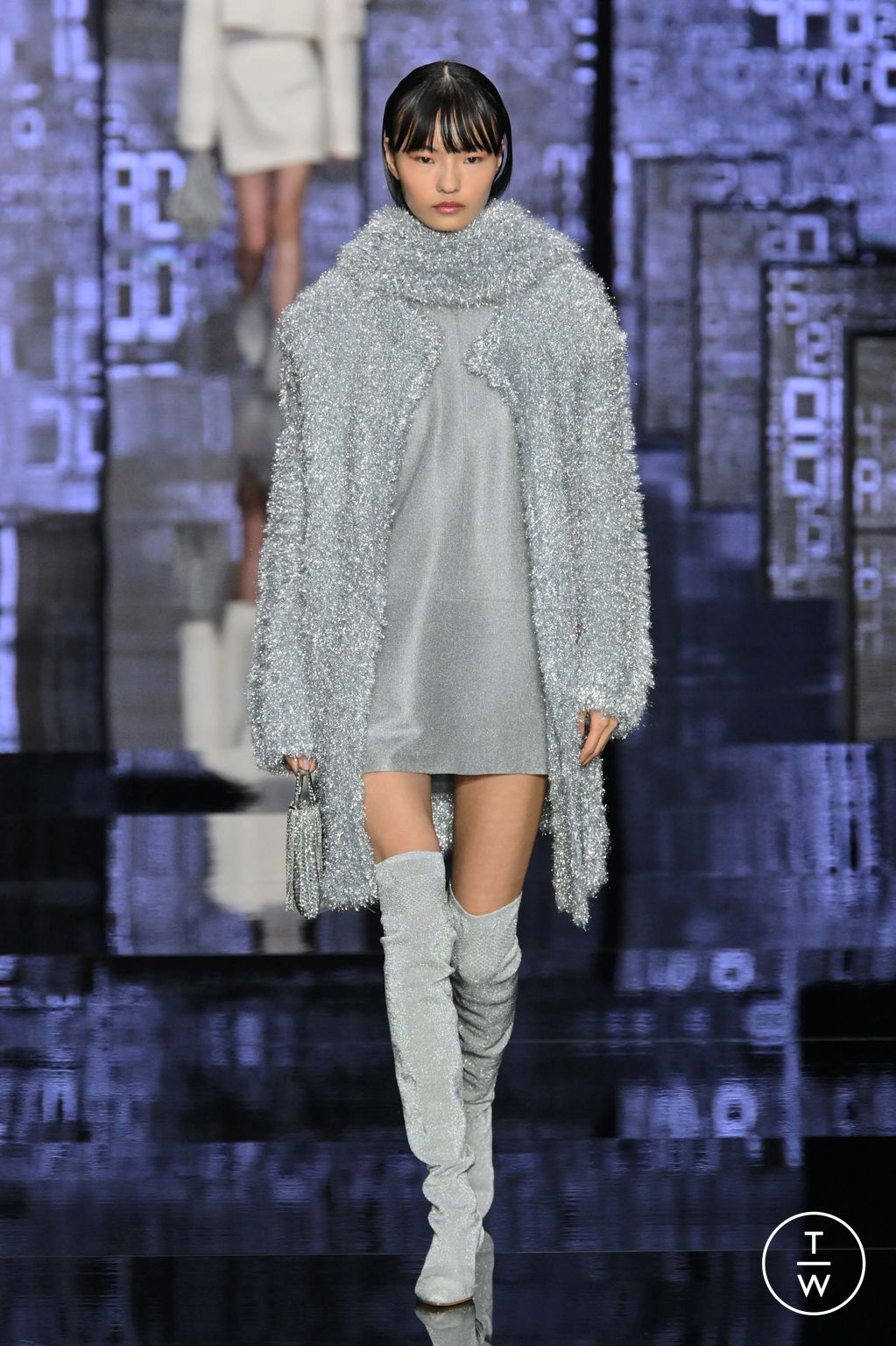 Fashion Week Milan Fall/Winter 2024 look 1 de la collection Anteprima womenswear