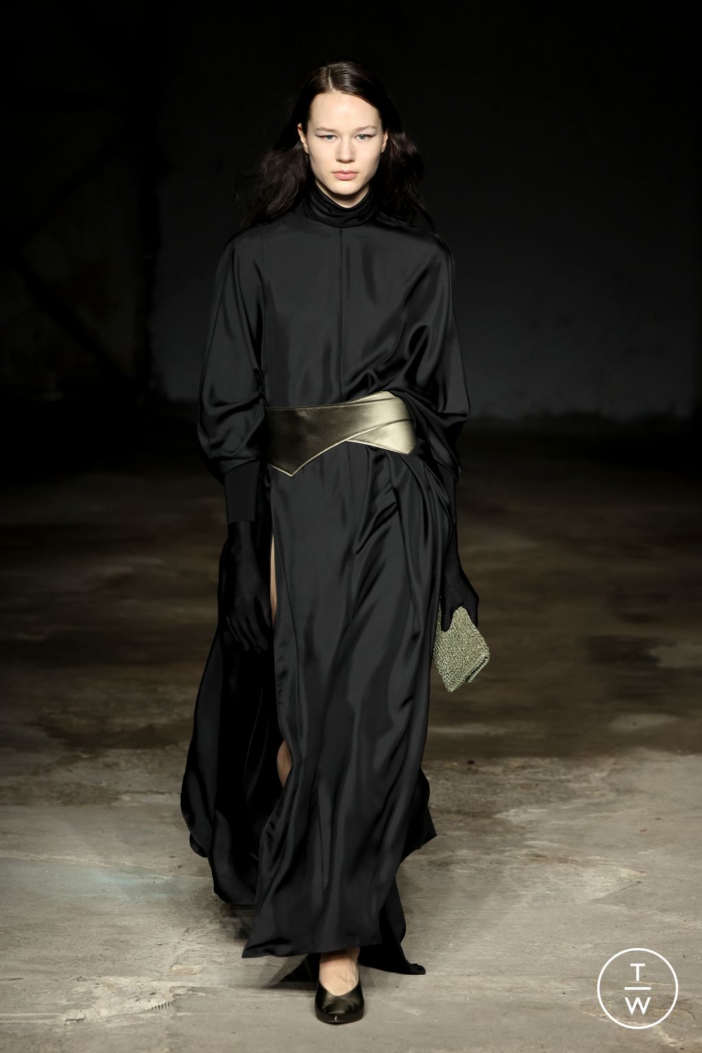 Fashion Week Milan Fall/Winter 2023 look 33 from the Anteprima collection womenswear