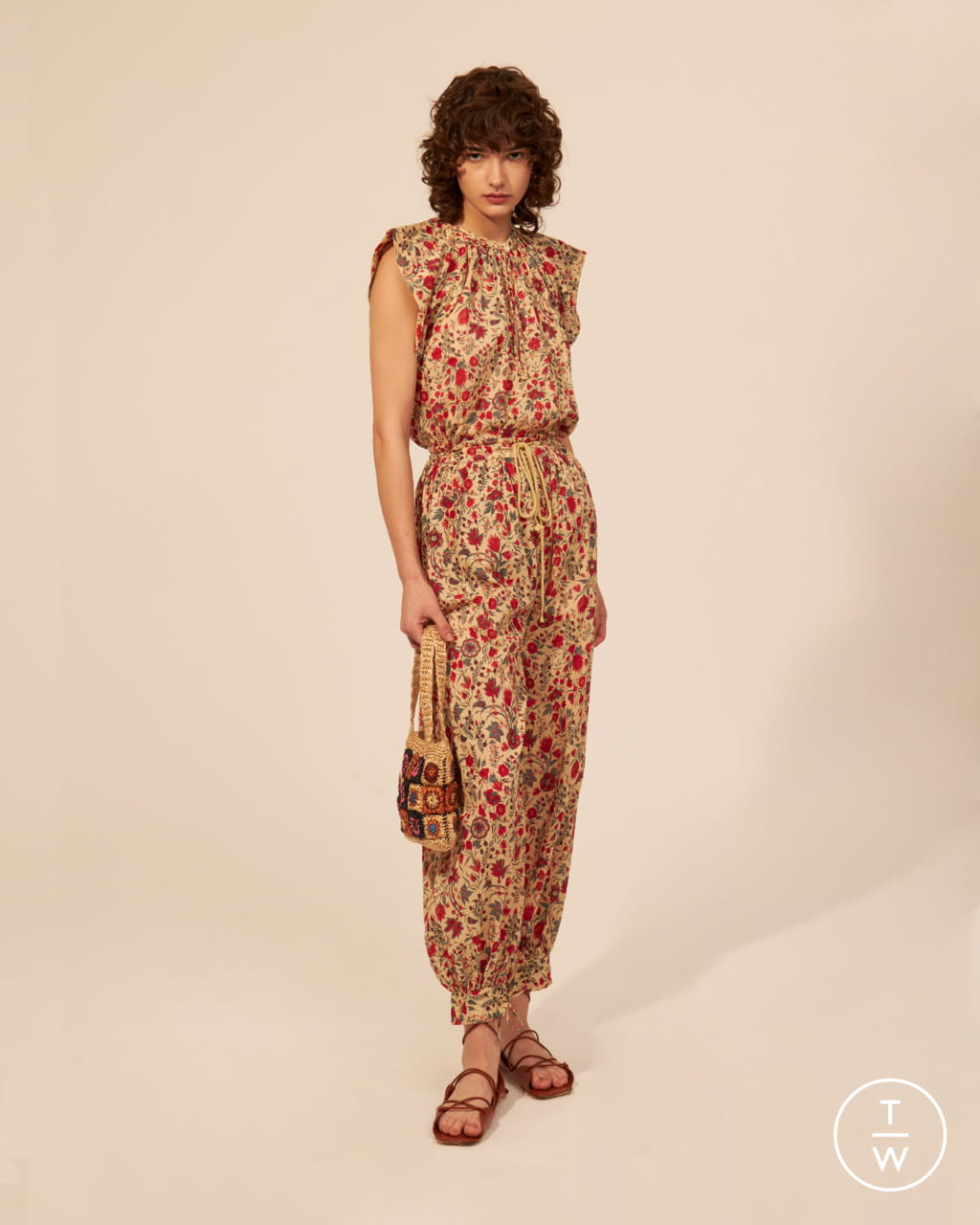 Fashion Week Paris Spring/Summer 2022 look 4 from the Antik Batik collection womenswear