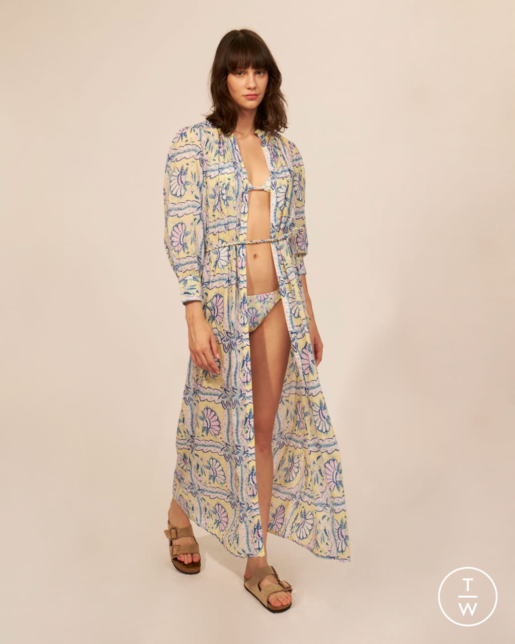 Fashion Week Paris Spring/Summer 2022 look 14 from the Antik Batik collection womenswear