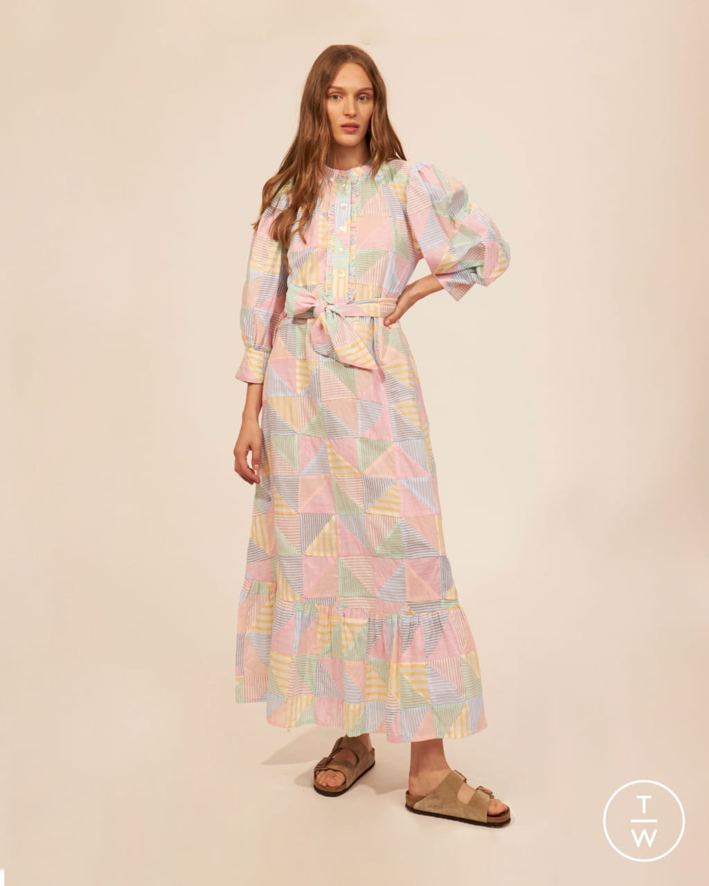 Fashion Week Paris Spring/Summer 2022 look 50 from the Antik Batik collection womenswear