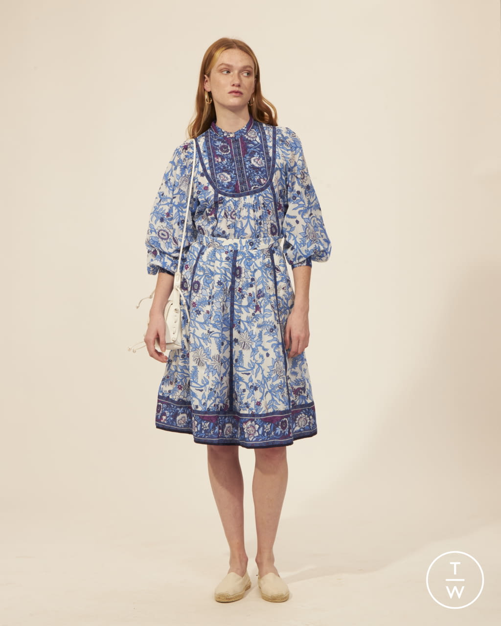 Fashion Week Paris Spring/Summer 2022 look 59 from the Antik Batik collection 女装