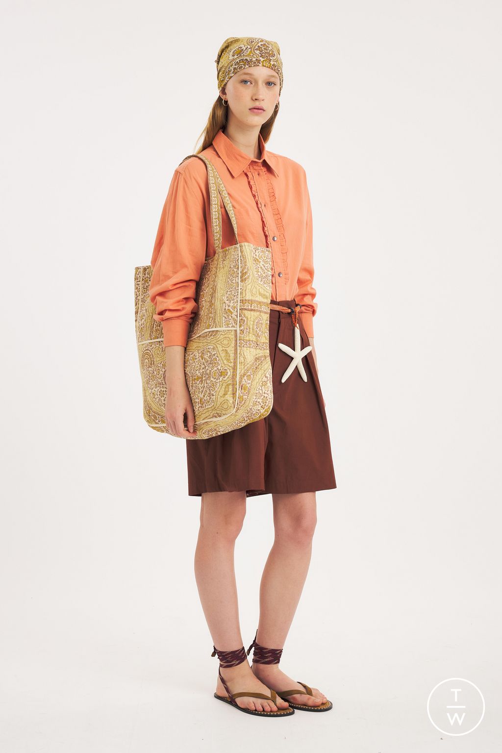 Fashion Week Paris Spring/Summer 2026 look 19 from the Antik Batik collection womenswear