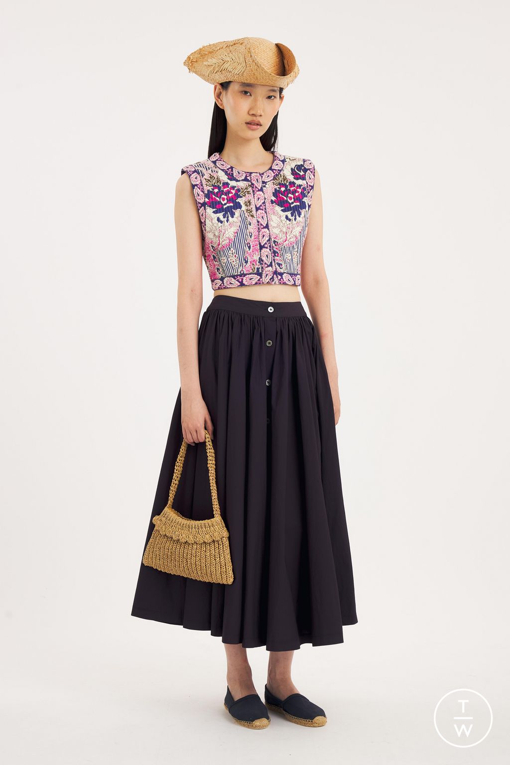 Fashion Week Paris Spring/Summer 2026 look 31 from the Antik Batik collection womenswear