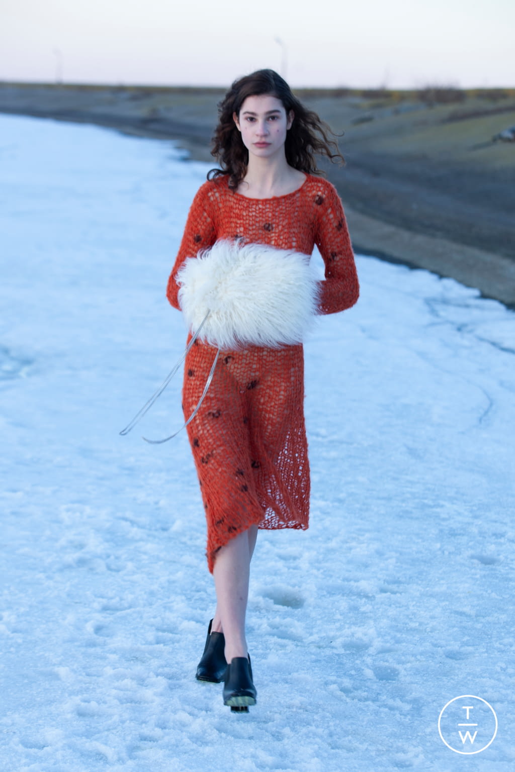 Fashion Week Paris Fall/Winter 2021 look 16 from the Anton Belinskiy collection womenswear
