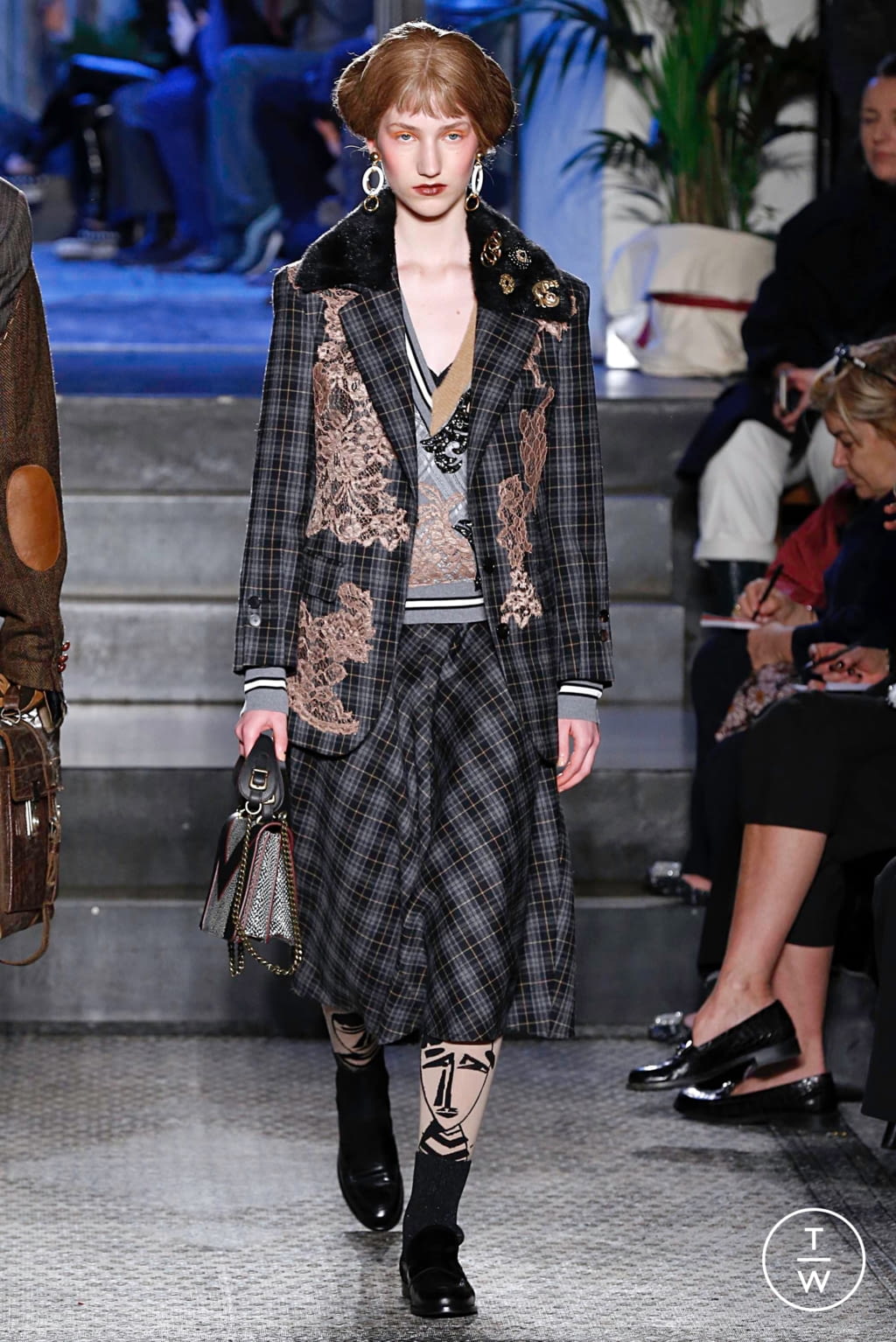 Fashion Week Milan Fall/Winter 2019 look 12 from the Antonio Marras collection 女装