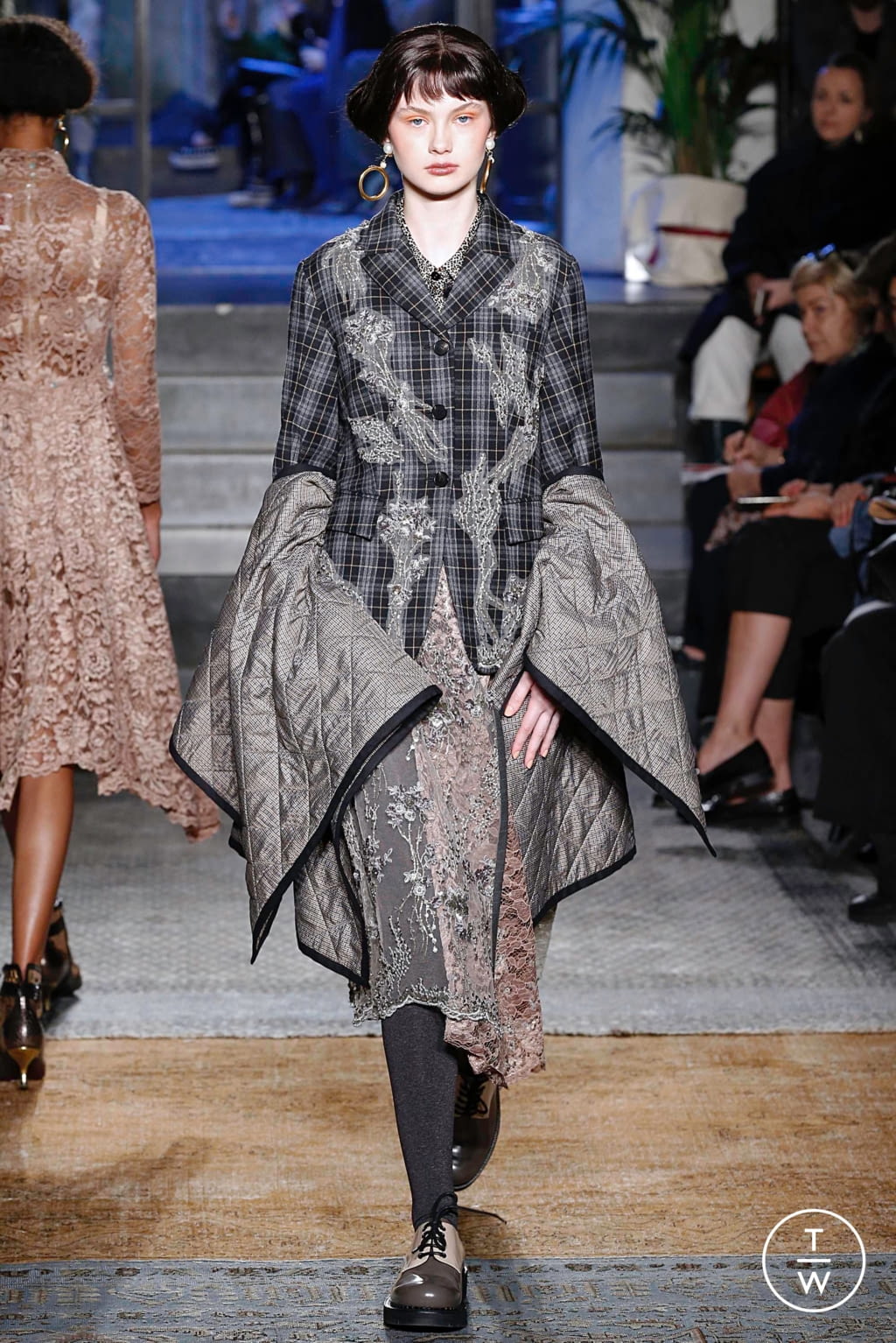 Fashion Week Milan Fall/Winter 2019 look 17 from the Antonio Marras collection womenswear