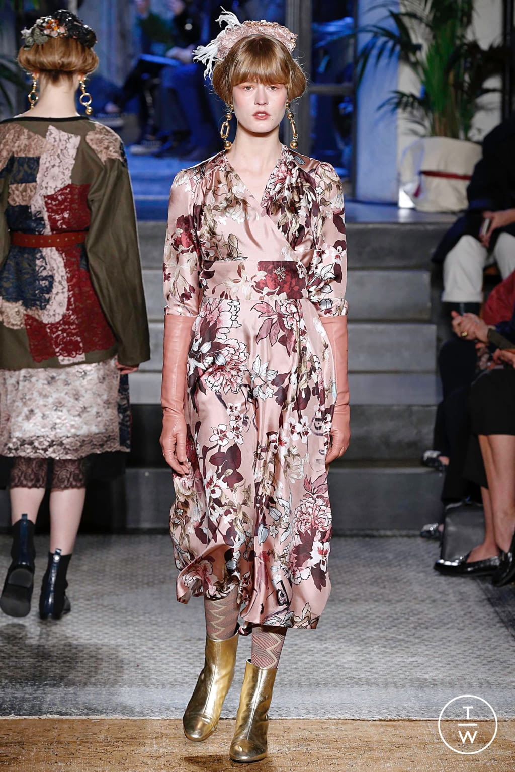 Fashion Week Milan Fall/Winter 2019 look 46 from the Antonio Marras collection 女装