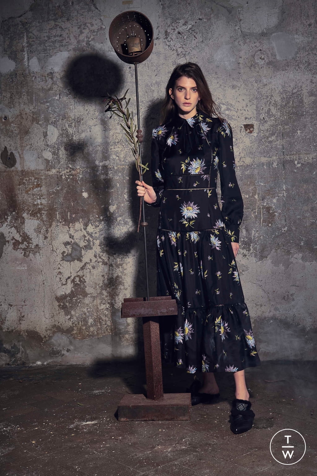 Fashion Week Milan Pre-Fall 2020 look 38 from the Antonio Marras collection 女装