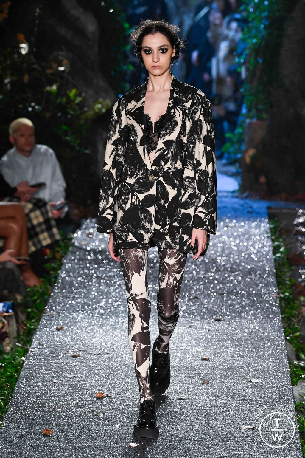 Fashion Week Milan Fall/Winter 2023 look 12 de la collection Antonio Marras womenswear