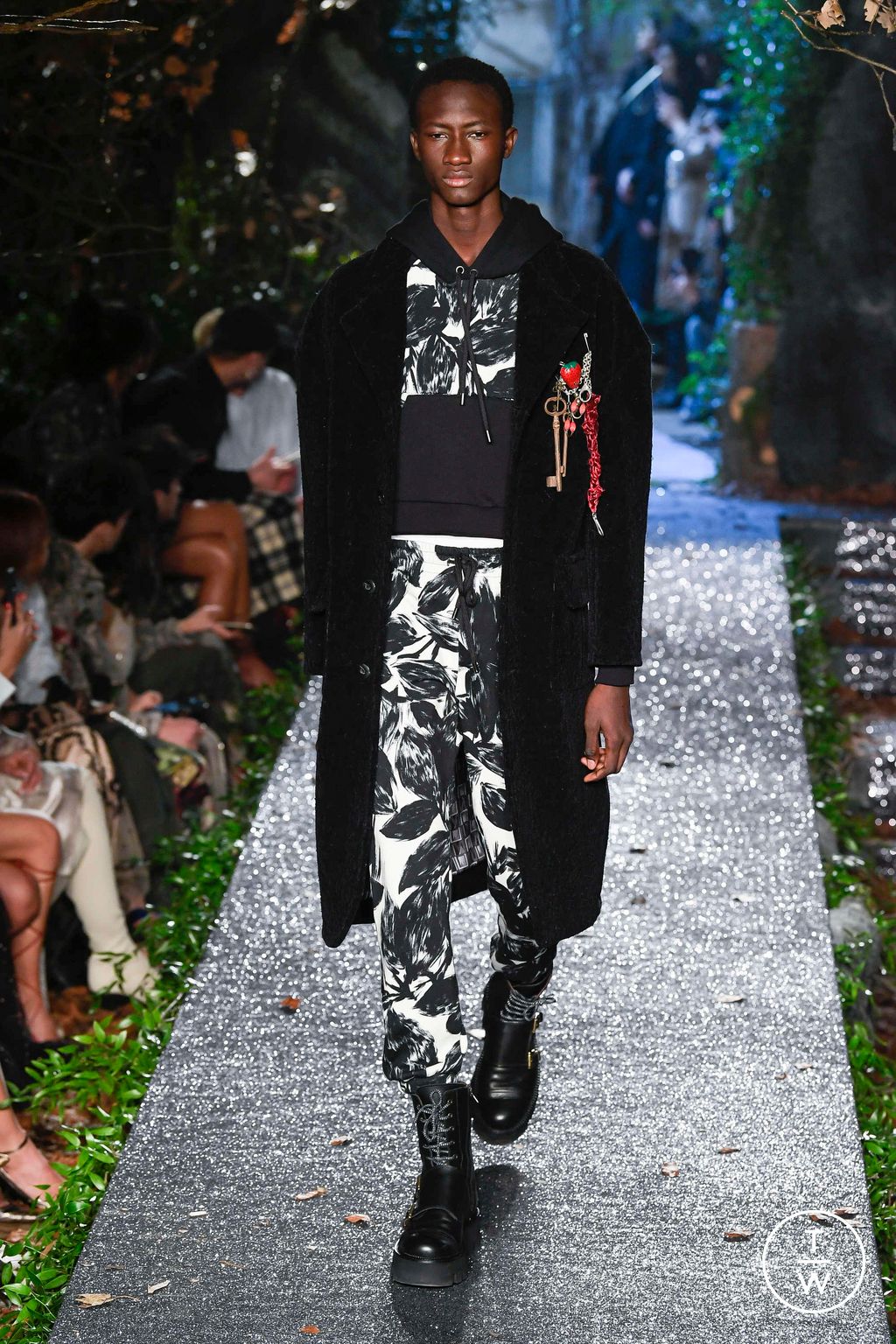 Fashion Week Milan Fall/Winter 2023 look 13 de la collection Antonio Marras womenswear