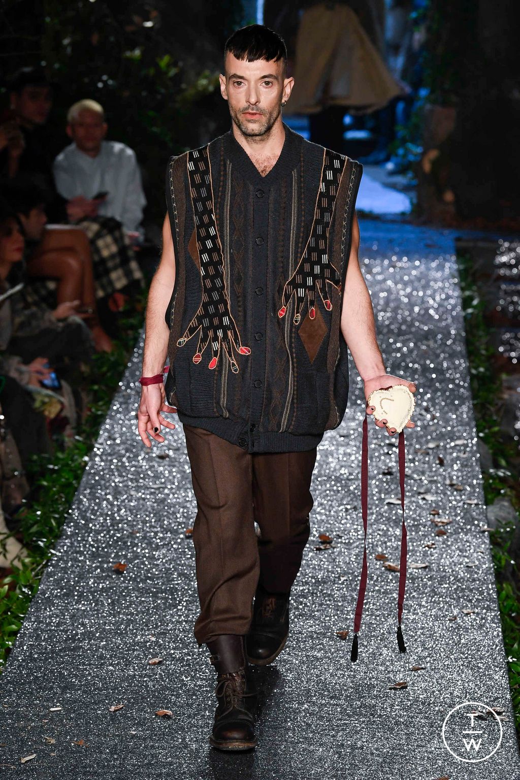 Fashion Week Milan Fall/Winter 2023 look 50 de la collection Antonio Marras womenswear