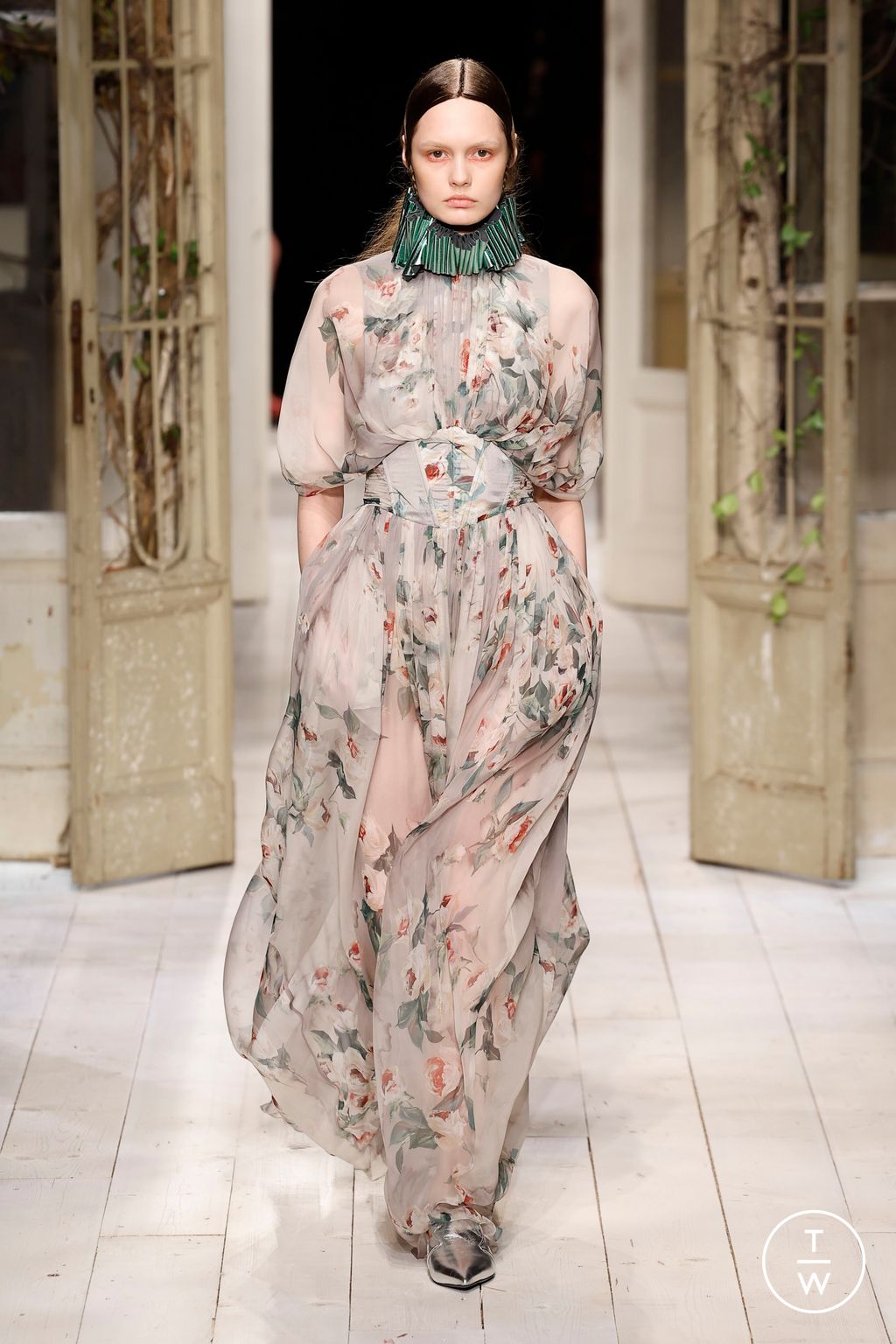 Fashion Week Milan Fall/Winter 2024 look 10 de la collection Antonio Marras womenswear