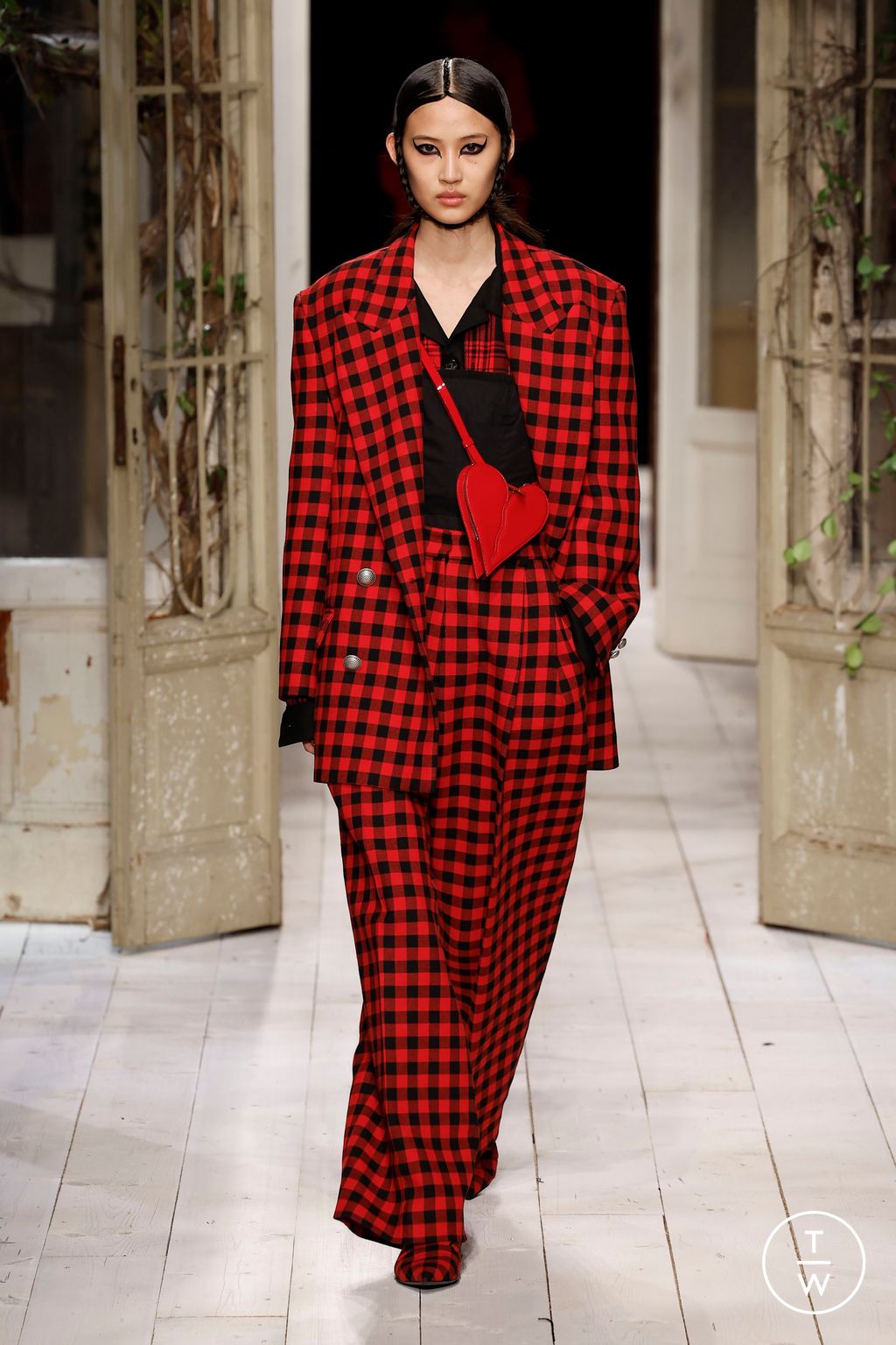 Fashion Week Milan Fall/Winter 2024 look 40 from the Antonio Marras collection womenswear