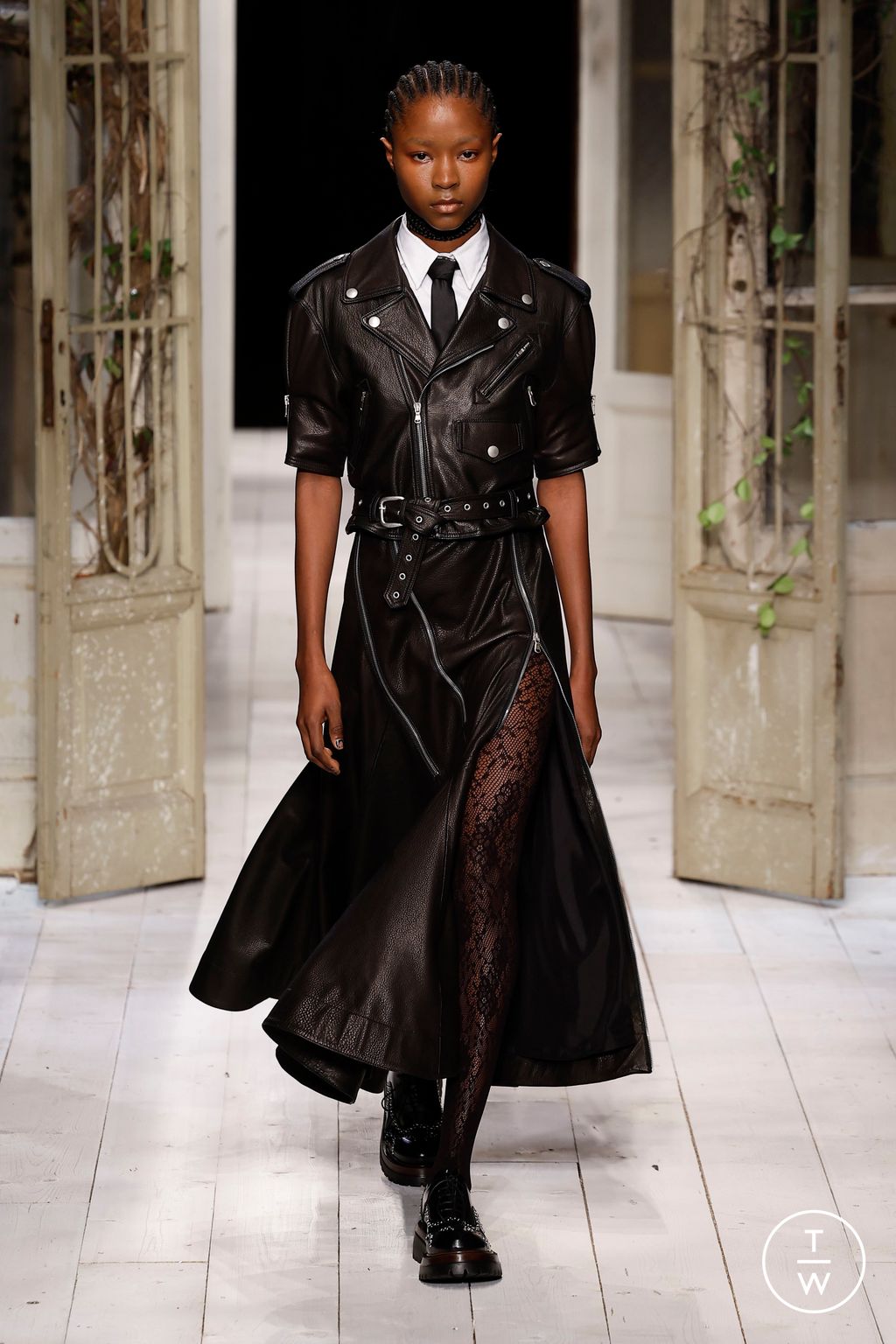 Fashion Week Milan Fall/Winter 2024 look 44 from the Antonio Marras collection 女装