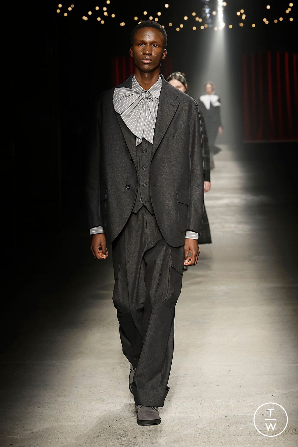 Fashion Week Milan Fall/Winter 2025 look 16 from the Antonio Marras collection 女装