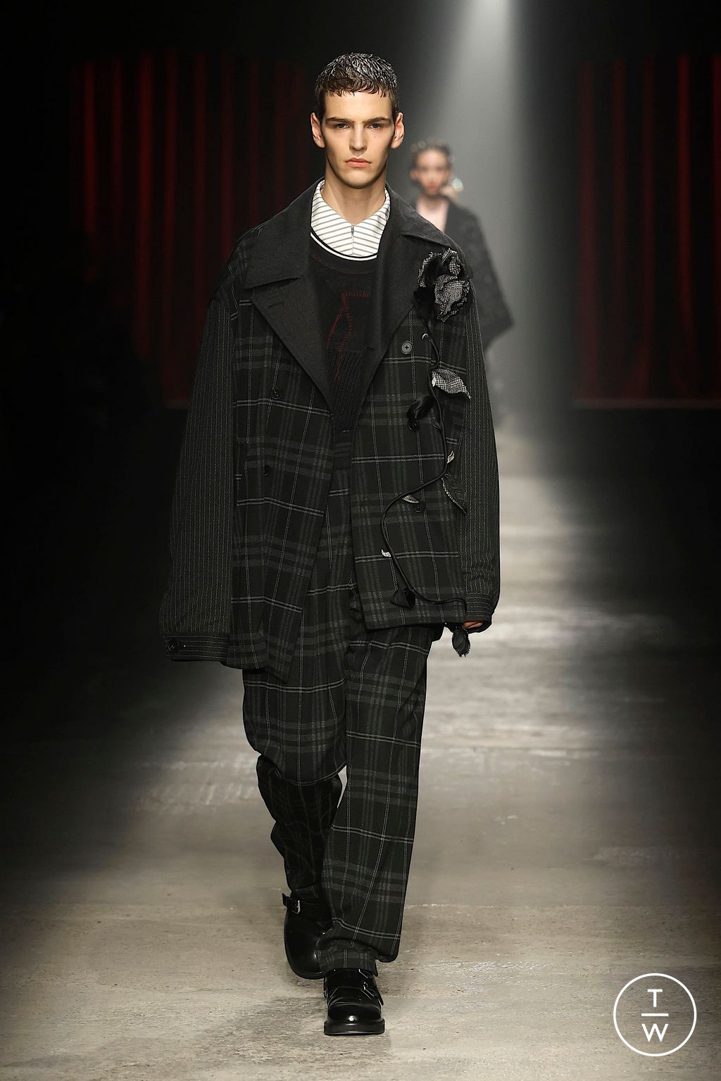 Fashion Week Milan Fall/Winter 2025 look 19 from the Antonio Marras collection 女装
