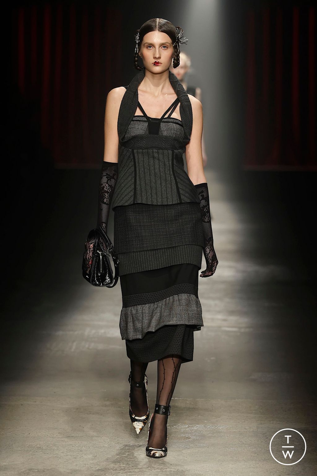 Fashion Week Milan Fall/Winter 2025 look 28 from the Antonio Marras collection 女装