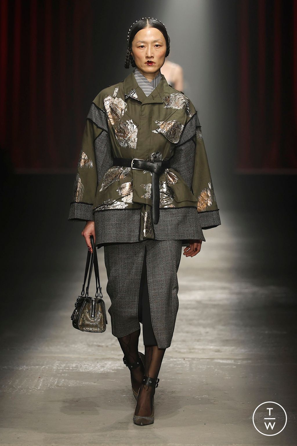 Fashion Week Milan Fall/Winter 2025 look 32 from the Antonio Marras collection 女装