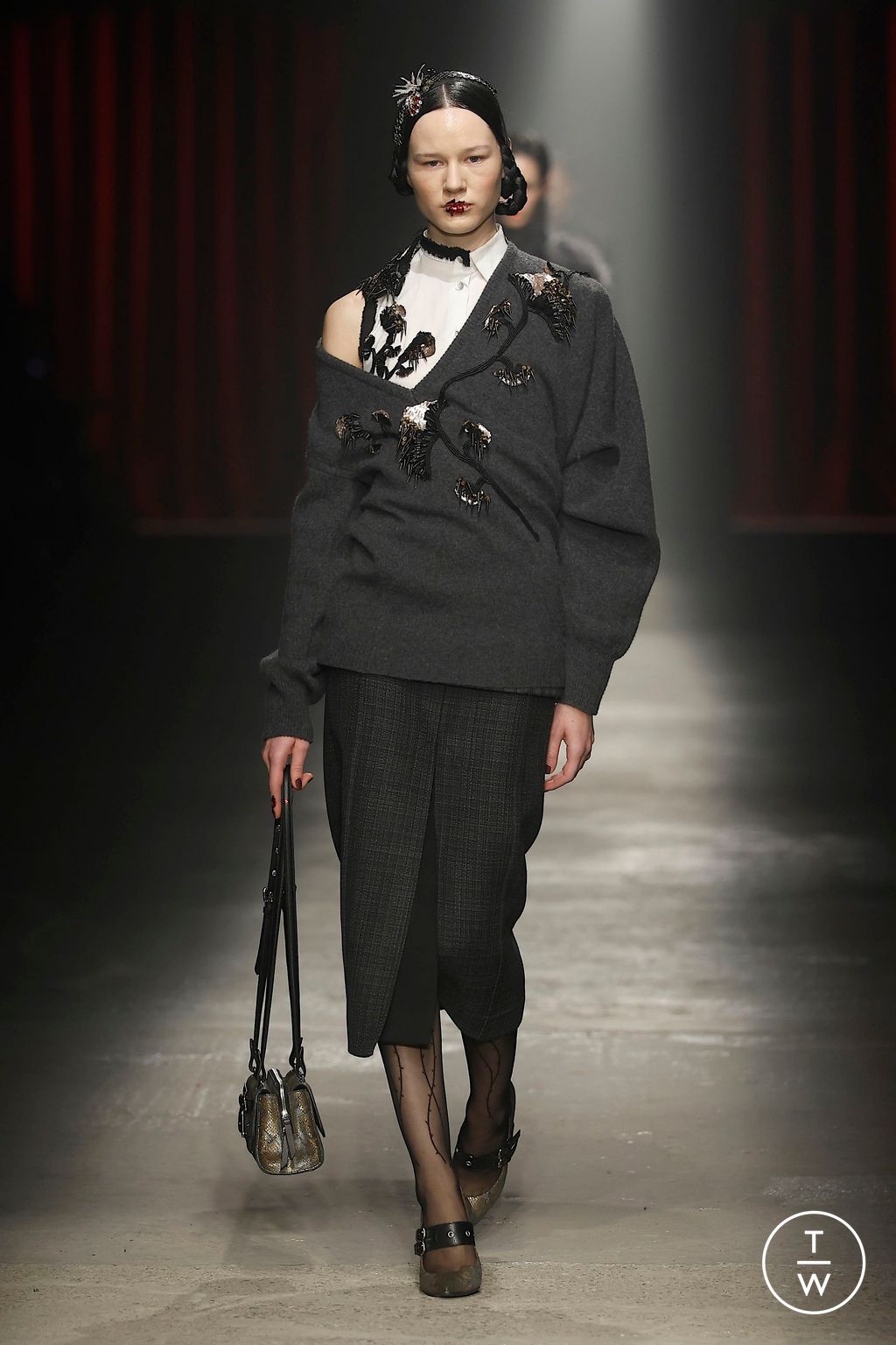 Fashion Week Milan Fall/Winter 2025 look 44 from the Antonio Marras collection 女装
