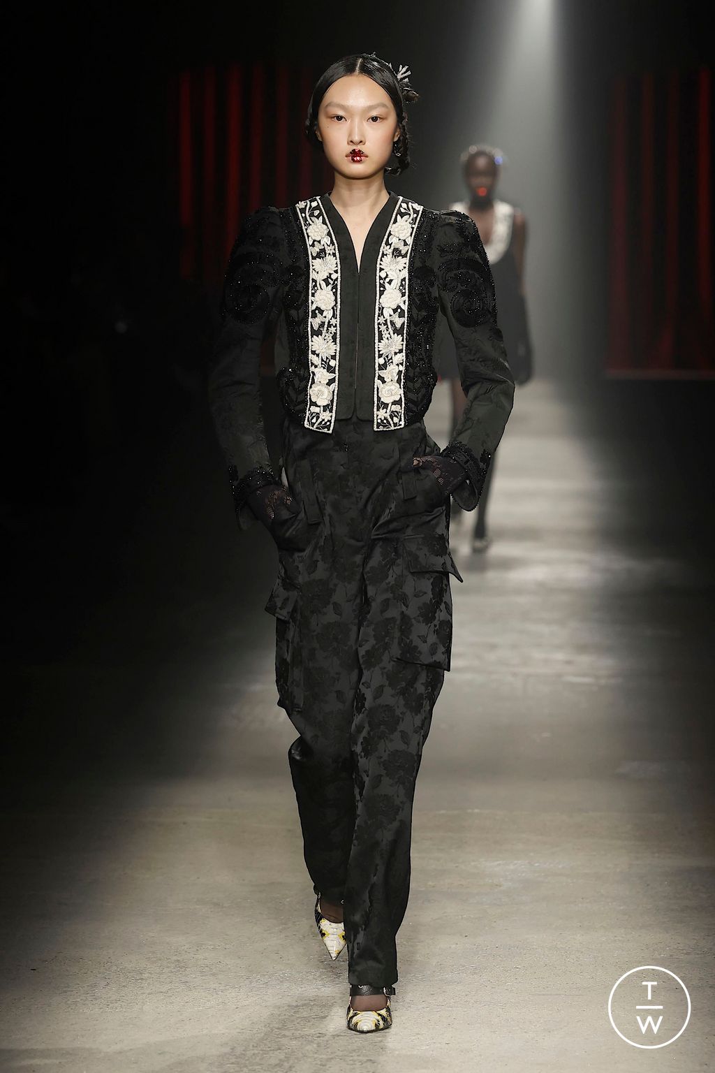 Fashion Week Milan Fall/Winter 2025 look 74 from the Antonio Marras collection 女装