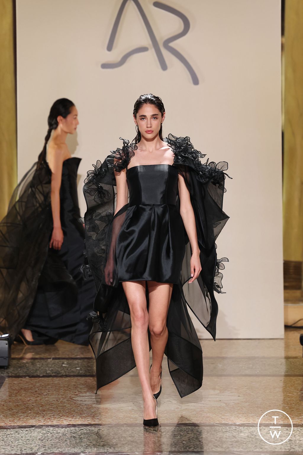 Fashion Week Milan Spring/Summer 2024 look 10 de la collection Antonio Riva womenswear