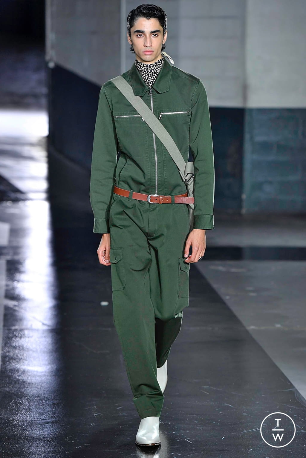 Fashion Week Paris Spring/Summer 2019 look 14 from the Apc collection womenswear