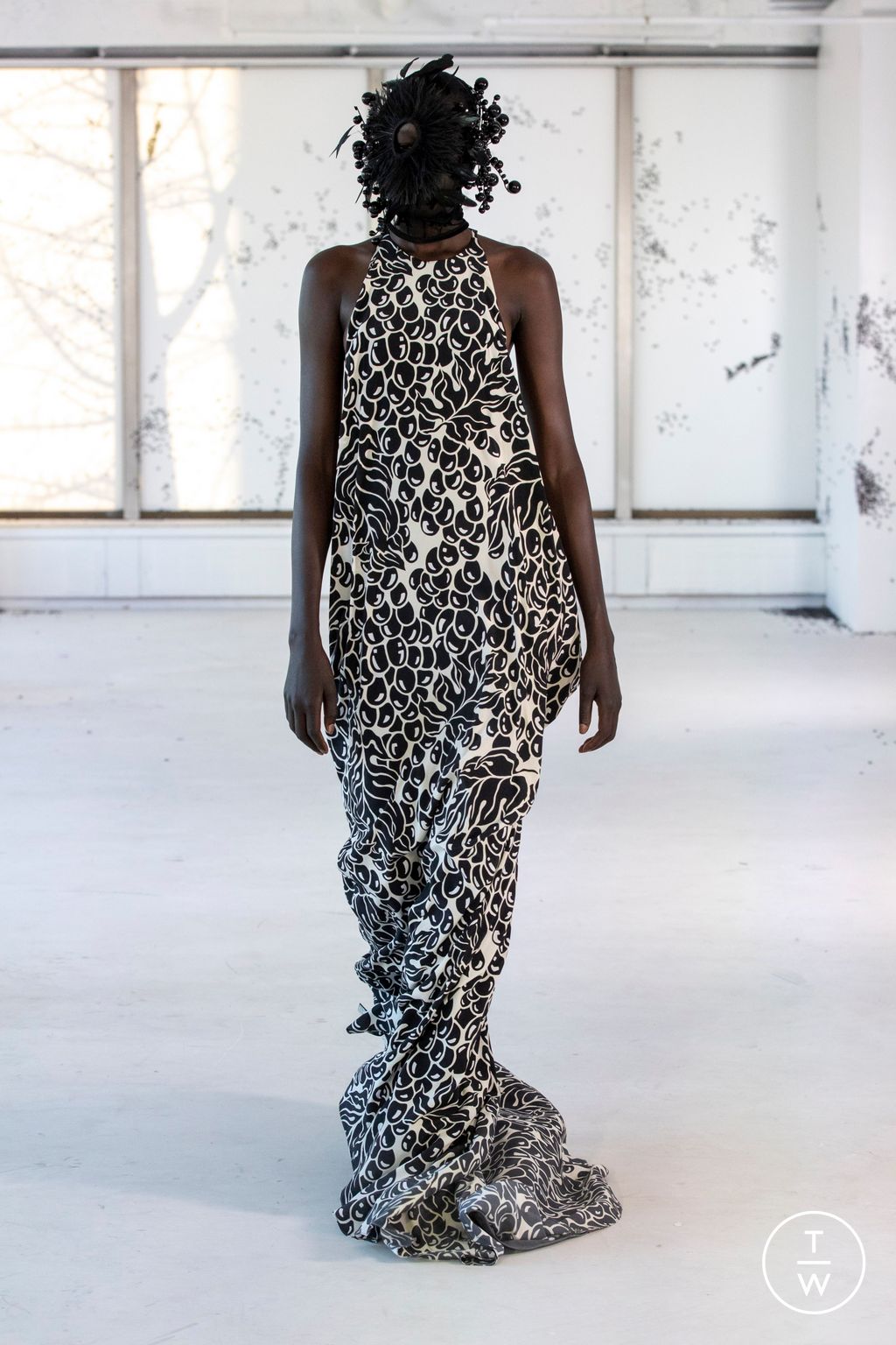 Fashion Week New York Spring/Summer 2023 look 19 from the Area collection womenswear