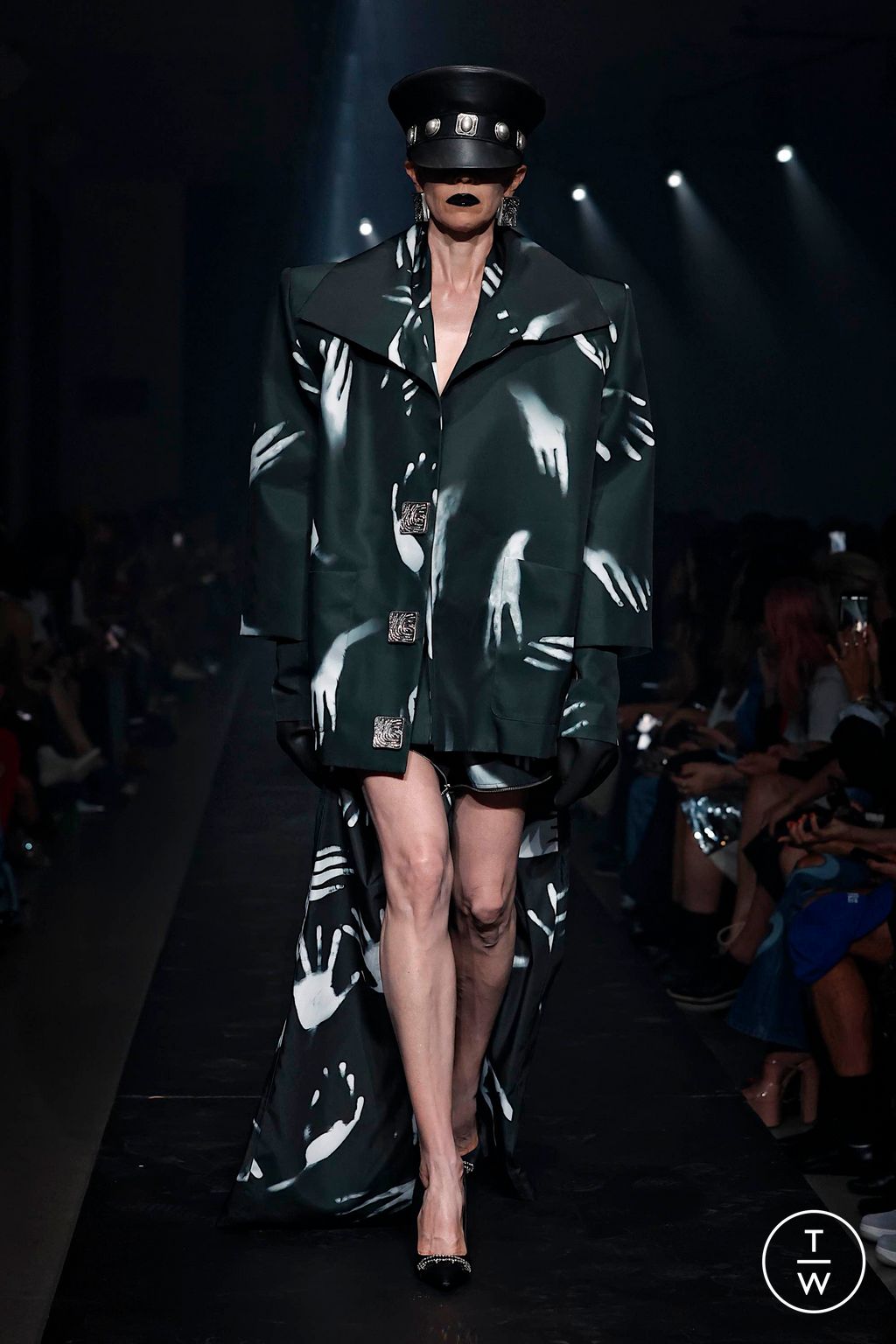 Fashion Week New York Fall/Winter 2024 look 11 from the Area collection womenswear