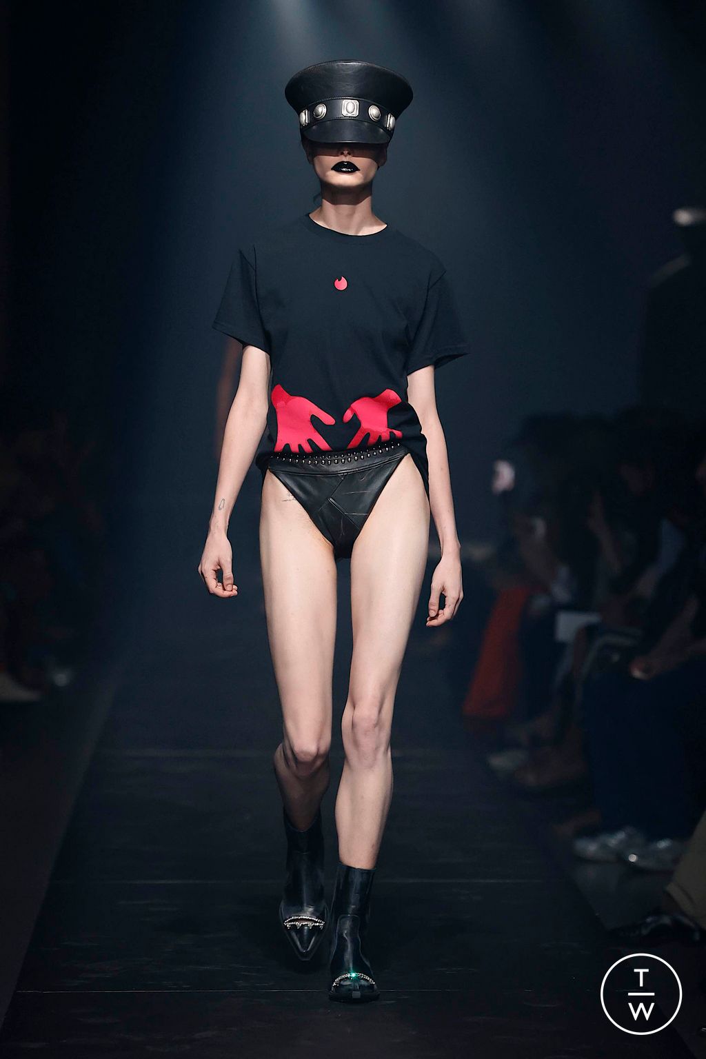 Fashion Week New York Fall/Winter 2024 look 14 from the Area collection womenswear