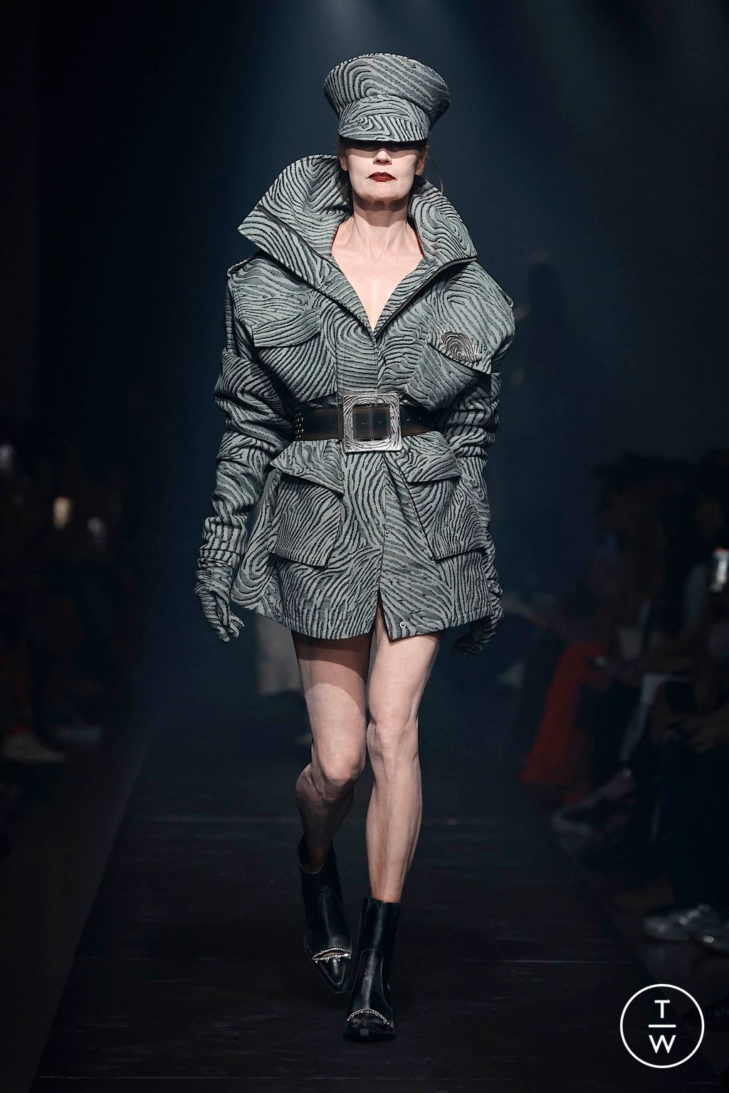 Fashion Week New York Fall/Winter 2024 look 26 from the Area collection womenswear