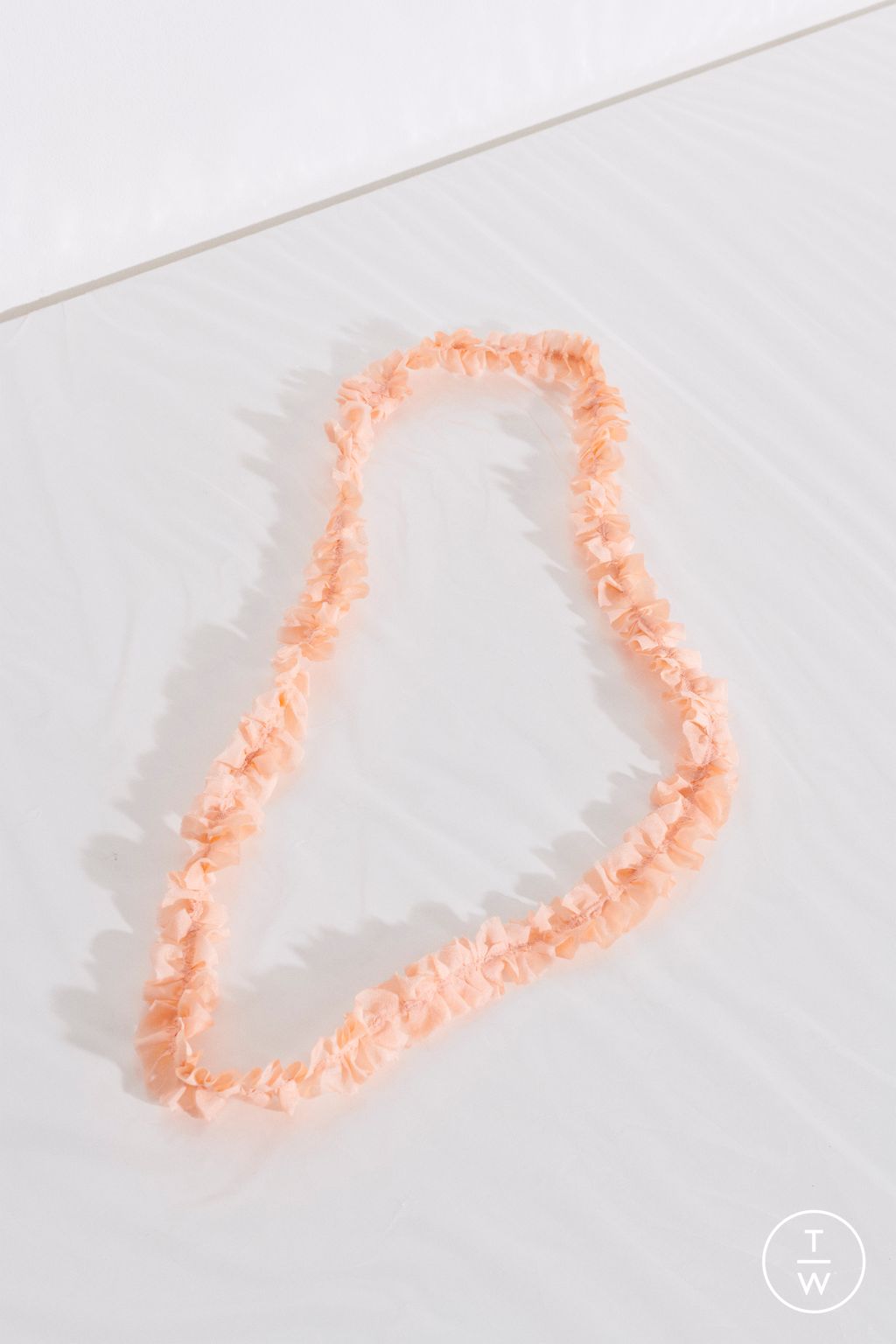 Fashion Week Paris Spring/Summer 2023 look 5 from the Christian Wijnants collection womenswear accessories